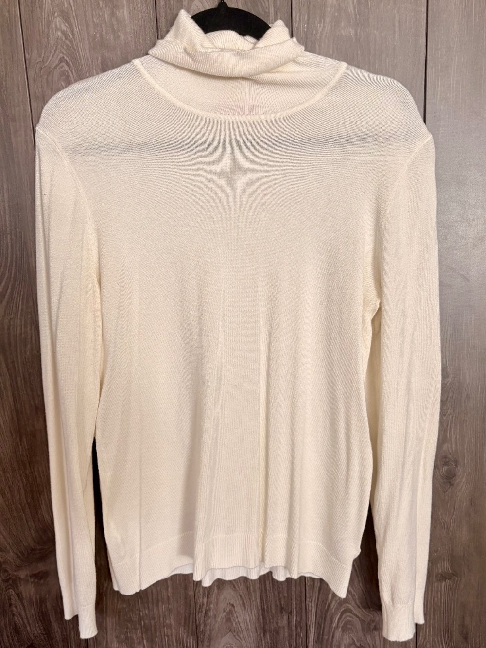 Cream Turtleneck Sweater Size XL Lightweight Long Sleeve Basic Top
